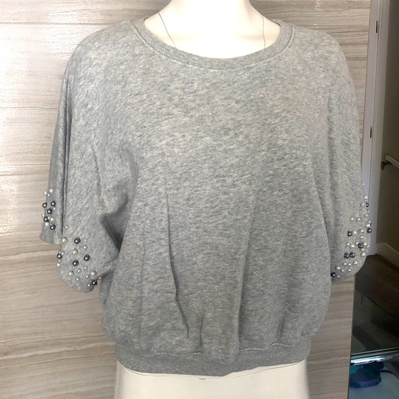 Cropped Grey Sweatshirt with pearl details - Picture 1 of 7